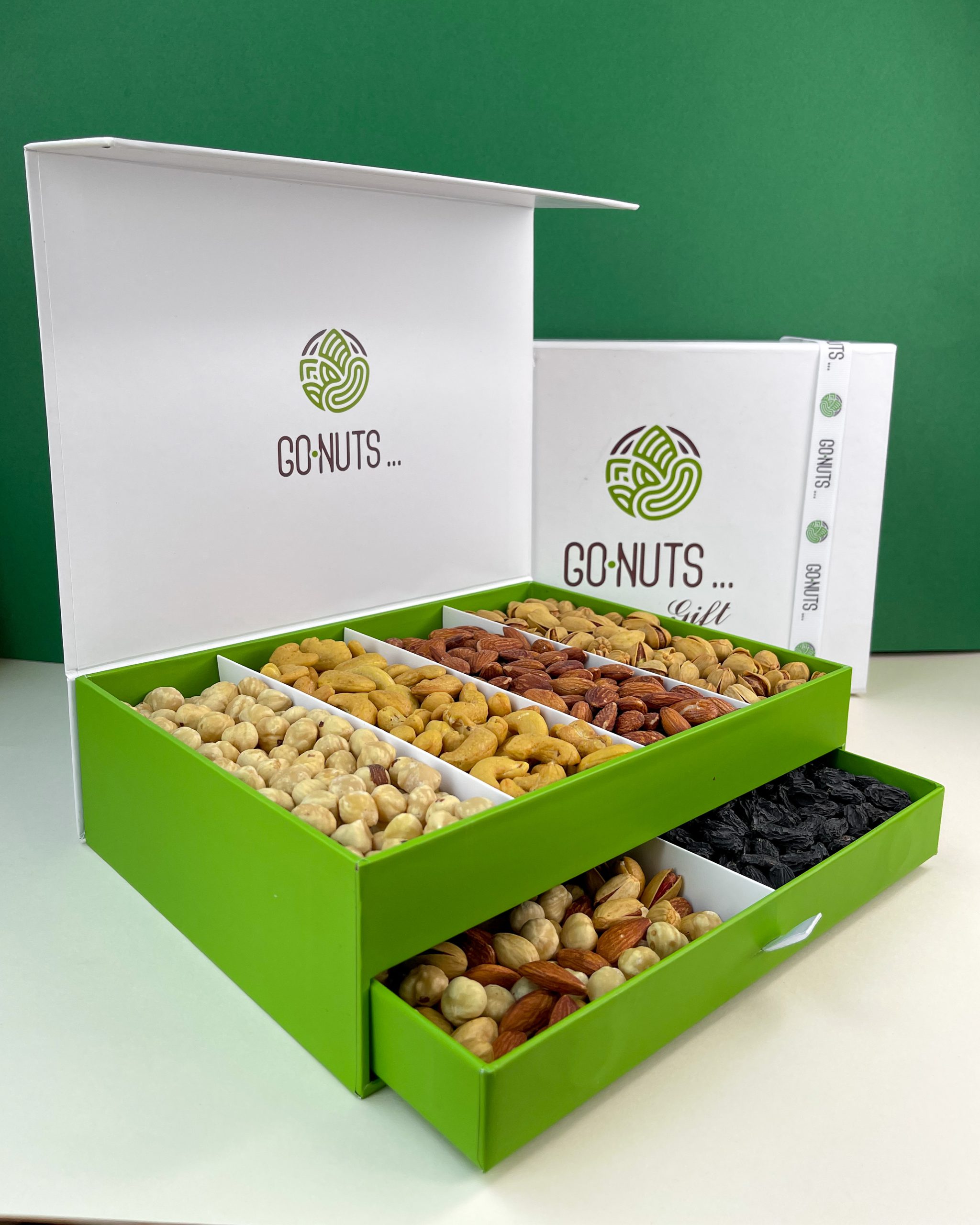 تحفه تاک پرایم ممتاز 1 IMG 3475 scaled 1 فروشگاه اینترنتی بوتیک آجیل و خشکبار Gonuts گوناتس